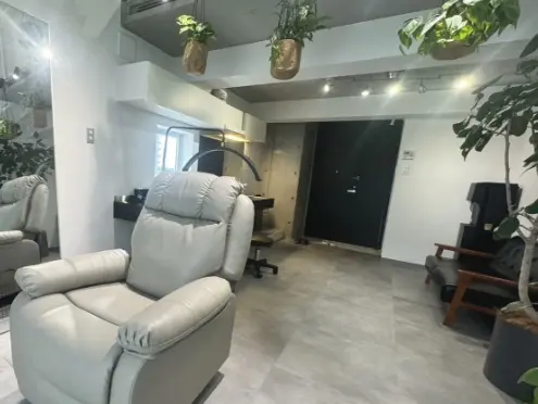 LUMBROW 豊田浄水店の店内画像